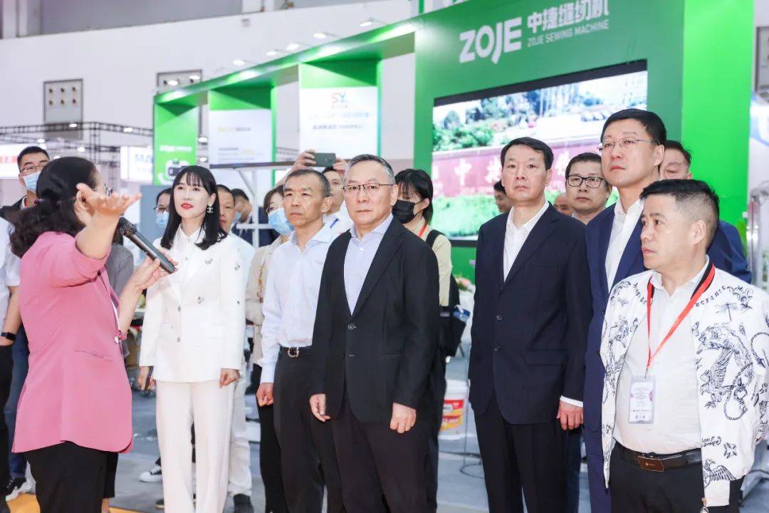 潮起江城，面向未來 | 2023武漢國際紡織面料及輔料博覽會啟幕