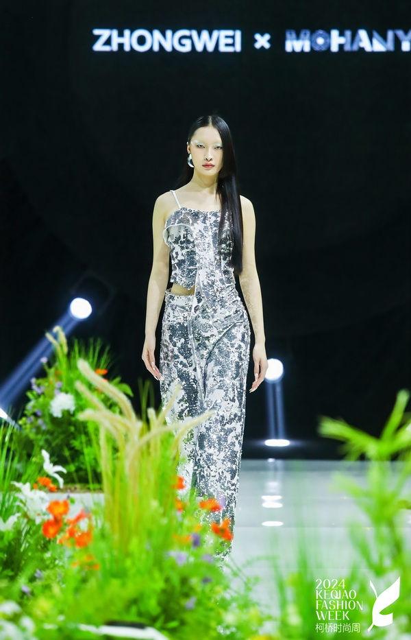 虛室生白&middot;2024SS ZHONGWEI & MOHANYUN聯合發布會