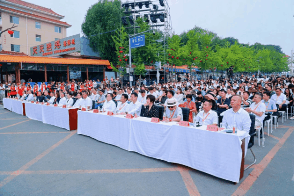 &ldquo;泳&rdquo;動興城！2024東北亞（興城）國際泳裝博覽會開幕