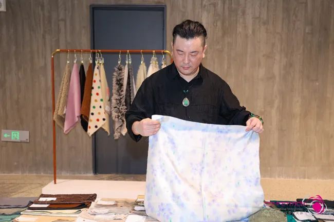 中國流行面料如何煥新當代設計？聯動雅瑩集團，這場評審會為好創意持續加碼