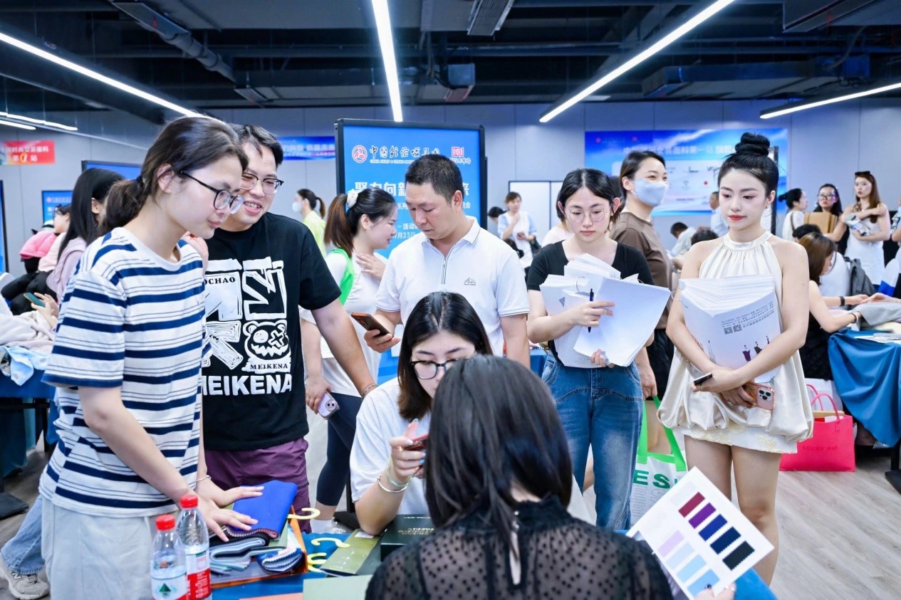 向世界問好！&ldquo;中國時尚女裝面料第一站&rdquo;榮耀啟航