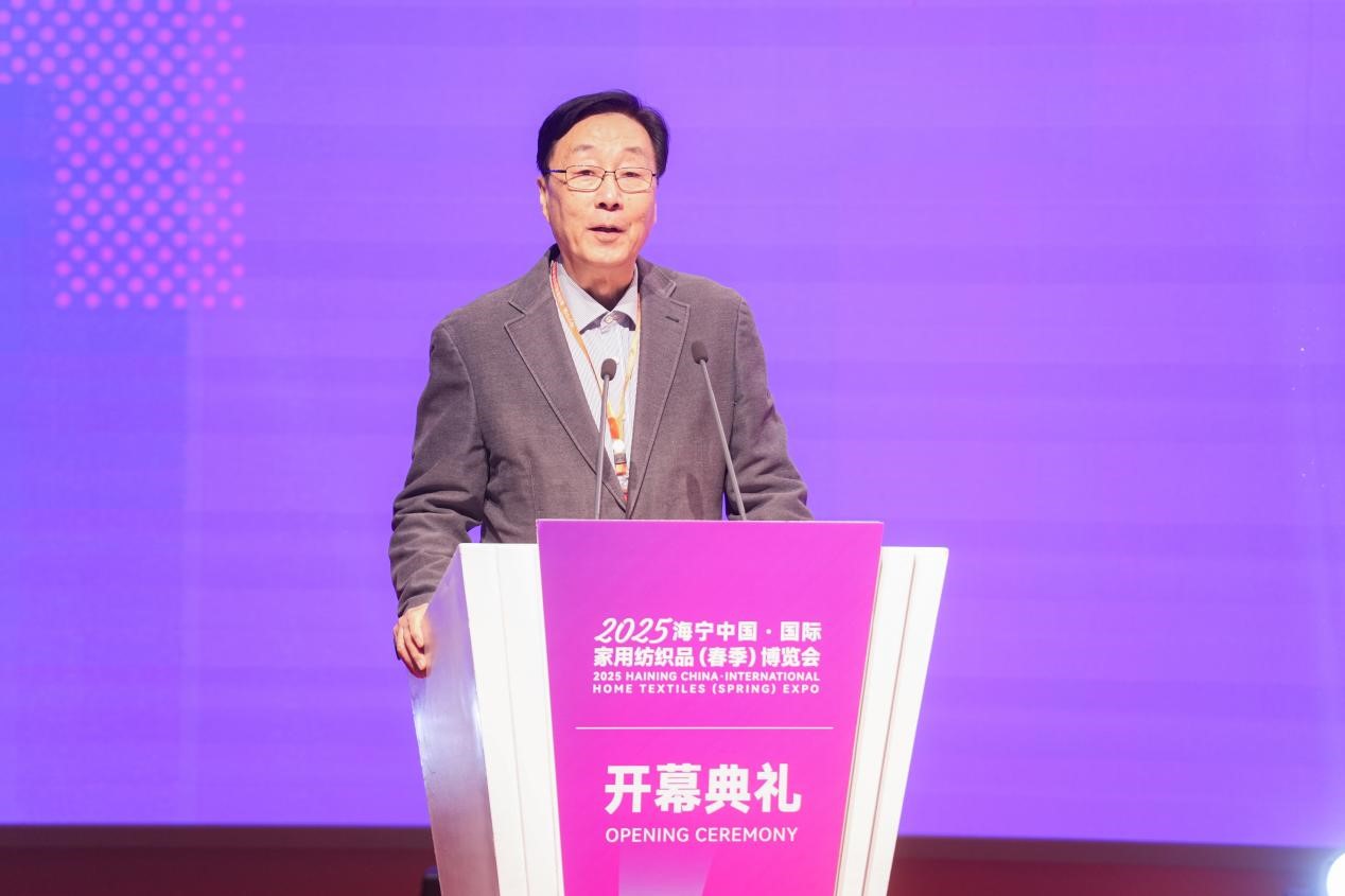 智造織就未來(lái)，錦韻潮動(dòng)全球！2025海寧春季家博會(huì)今日啟幕