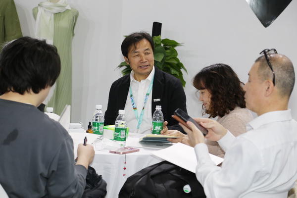 極致創新，讓迭代&reg;滌綸&ldquo;生態圈&rdquo;再次火爆2025yarnexpo春夏展
