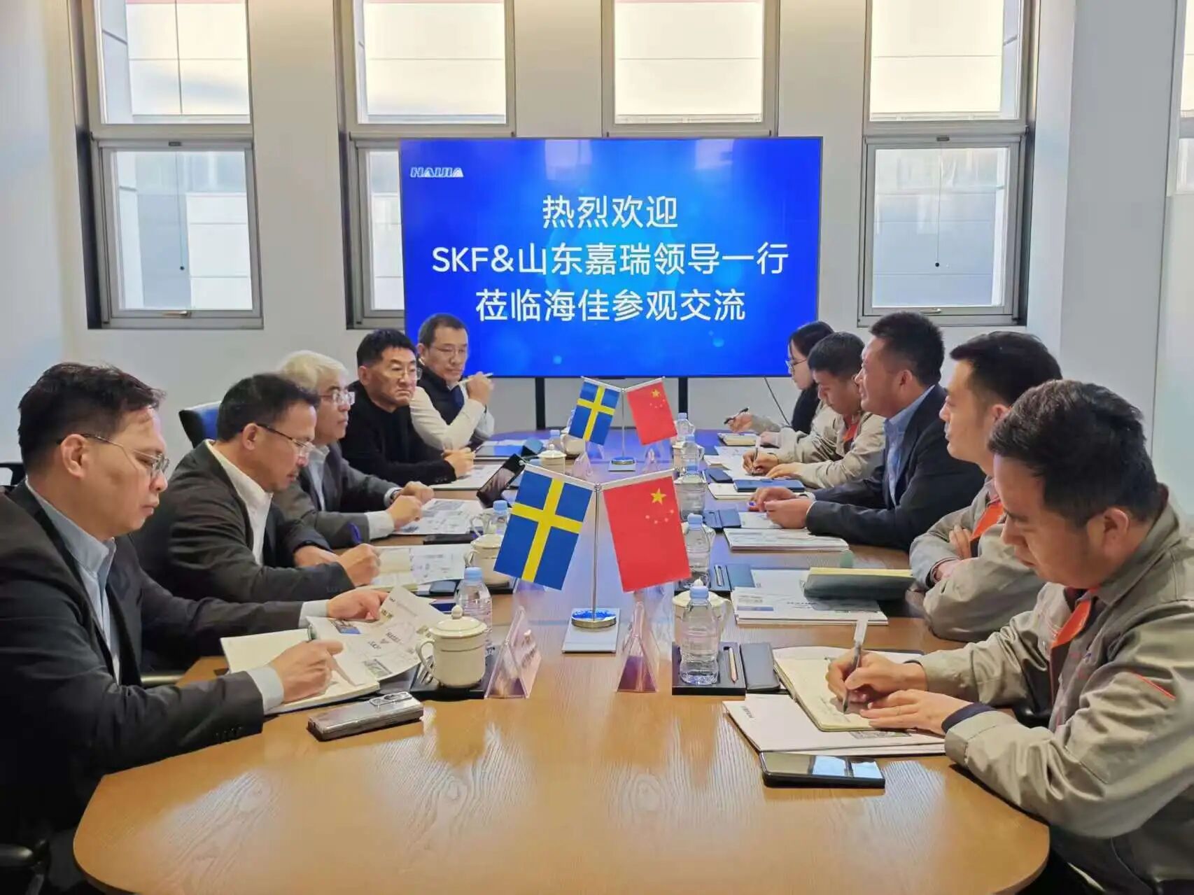 斯凱孚與海佳機械集團達成戰略合作，共織紡機未來
