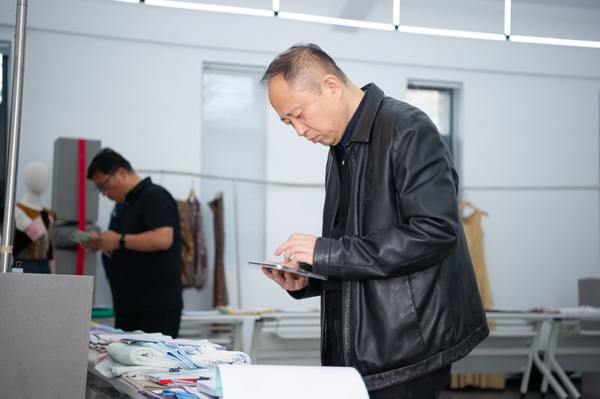 以人才培育為行業(yè)注入持久驅動力！第十一屆十佳紡織面料設計師評審會于柯橋舉行
