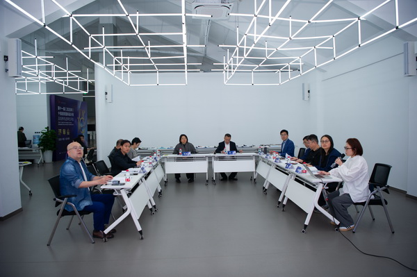 以人才培育為行業(yè)注入持久驅動力！第十一屆十佳紡織面料設計師評審會于柯橋舉行