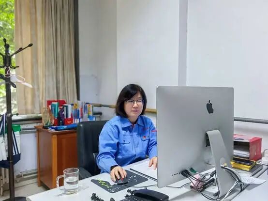 數(shù)智織夢三十載 匠心筑就新榮光 --全國五一勞動獎章獲得者魏橋紡織馬法紅