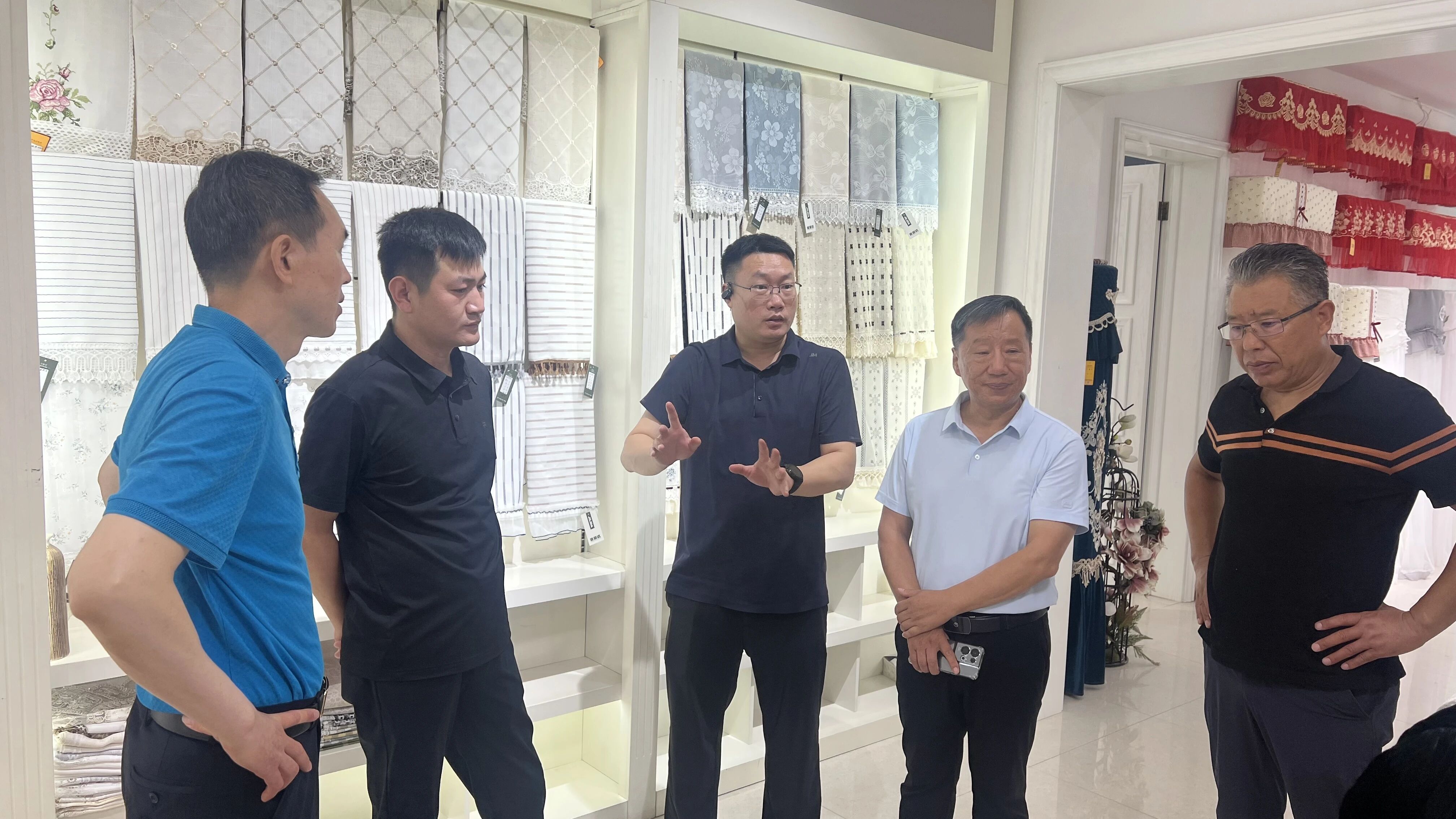中國&middot;小堡第九屆布藝展覽會開幕